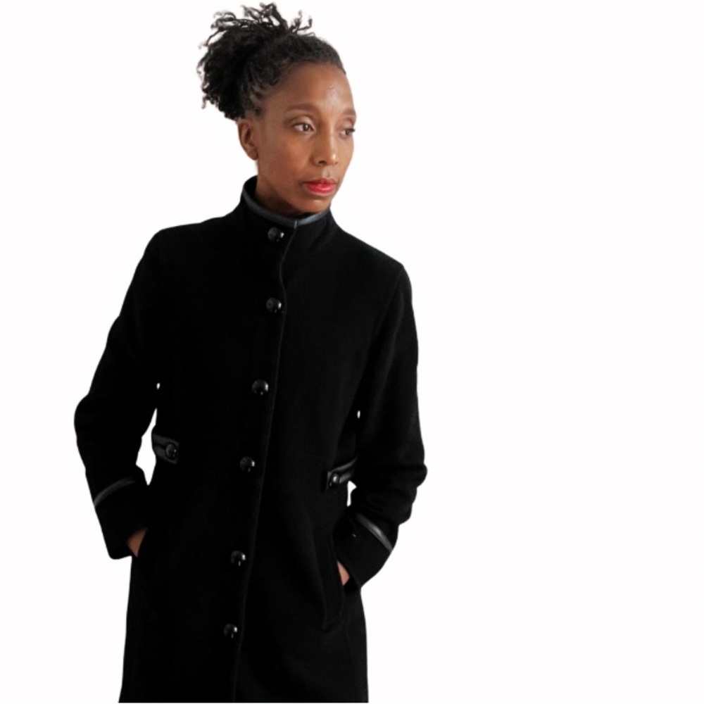 Nine West || Pea Coat || Black || Size: 8 || Button Down w/Faux Leather Accents